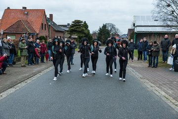 Bild 337 - Latuff Umzug